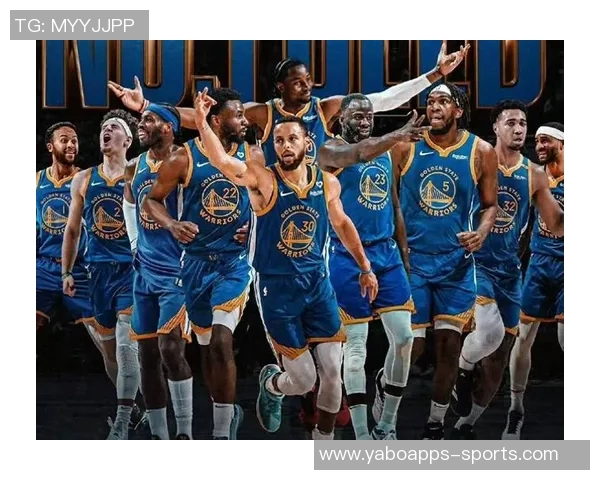 库里强调年轻球员的重要性呼吁全队以积极能量共同努力争胜 库里强调年轻球员的重要性呼吁全队以积极能量共同努力争胜